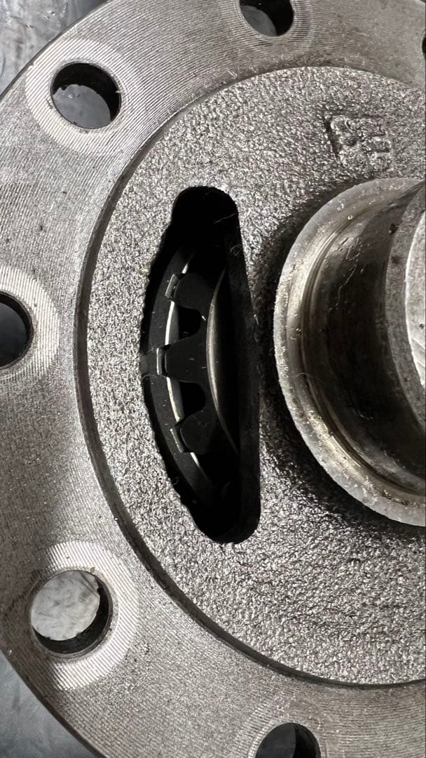 ジムニー　JA11. JB23.JB74 JB64などにロッカー組み込み済みデフ