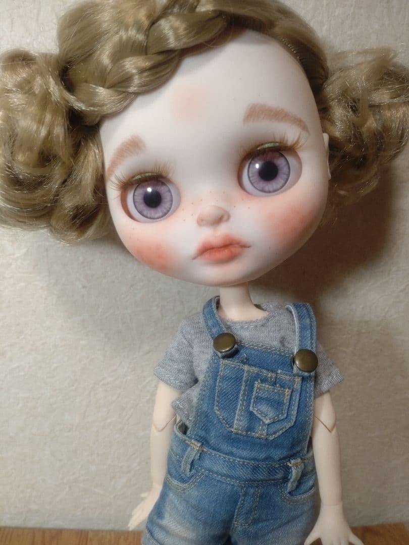 【期間限定SALE価格】カスタムアイシードール　薄いそばかすあり　オープンマウス