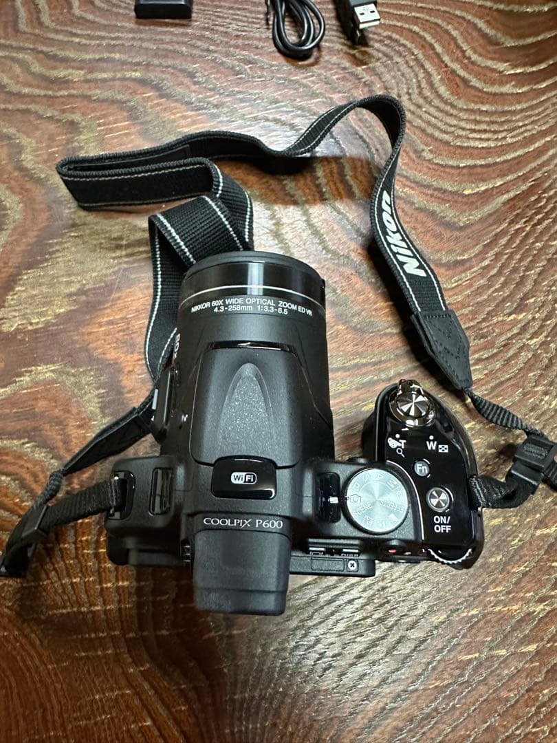 ひ*ろ様 Nikon ニコン COOLPIX P600 デジタルカメラ