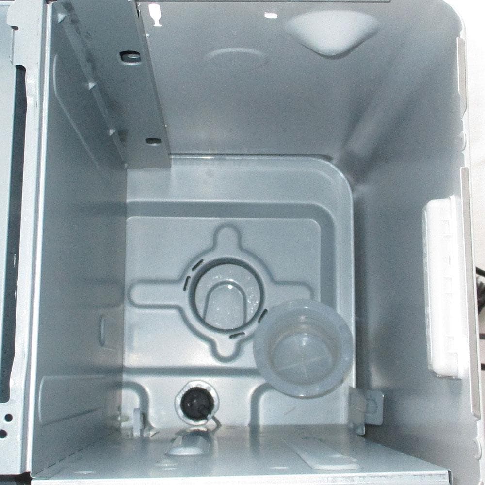 【その寒い部屋に】ほぼ新品　全く使用感無し極上ストーブ　コロナ石油ファンヒーター