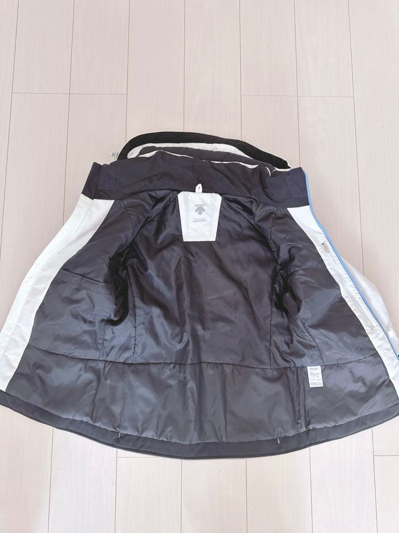 Descente スキーウェアセット　152〜158センチ Sサイズ