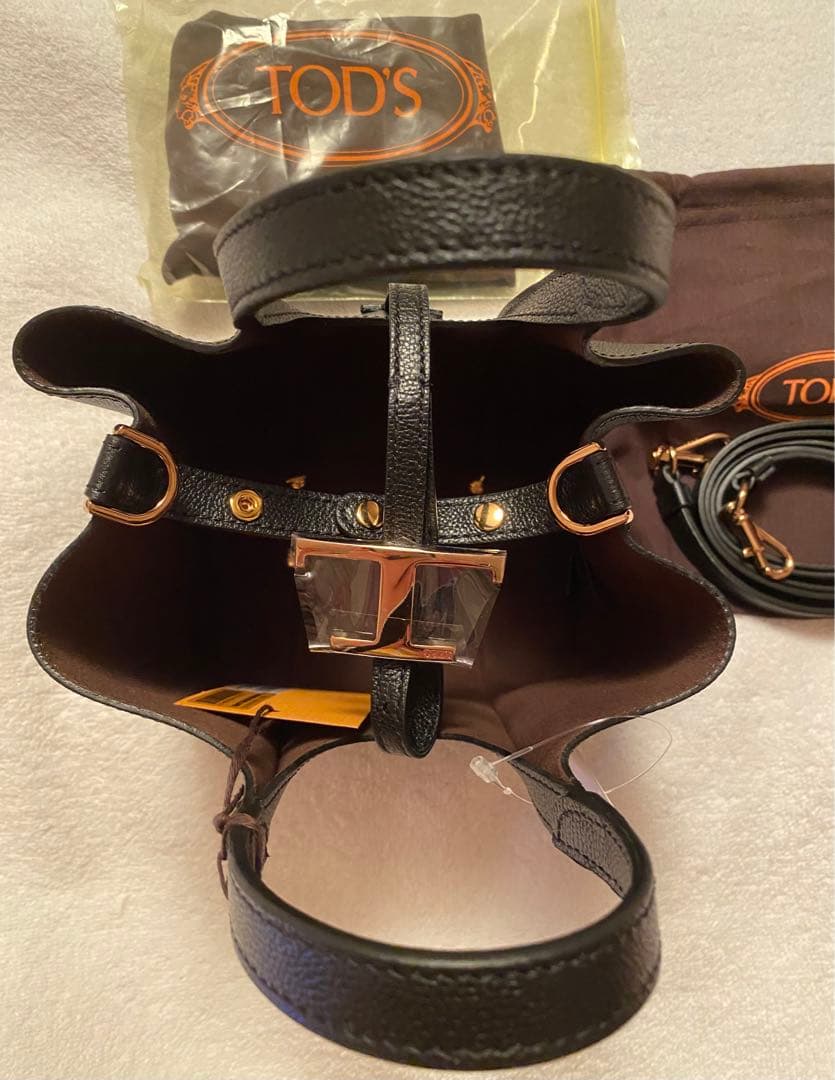 価格変更！金額&掲載期間変更！TOD'S 黒 レザー バッグ マイクロ
