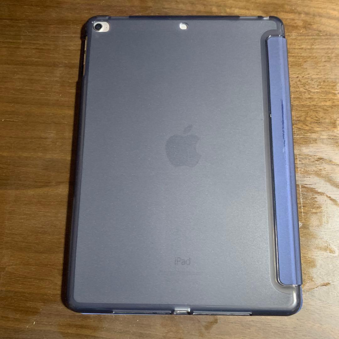 iPad pro 9.7インチ　第一世代　ケース付　256GB バッテリー80%