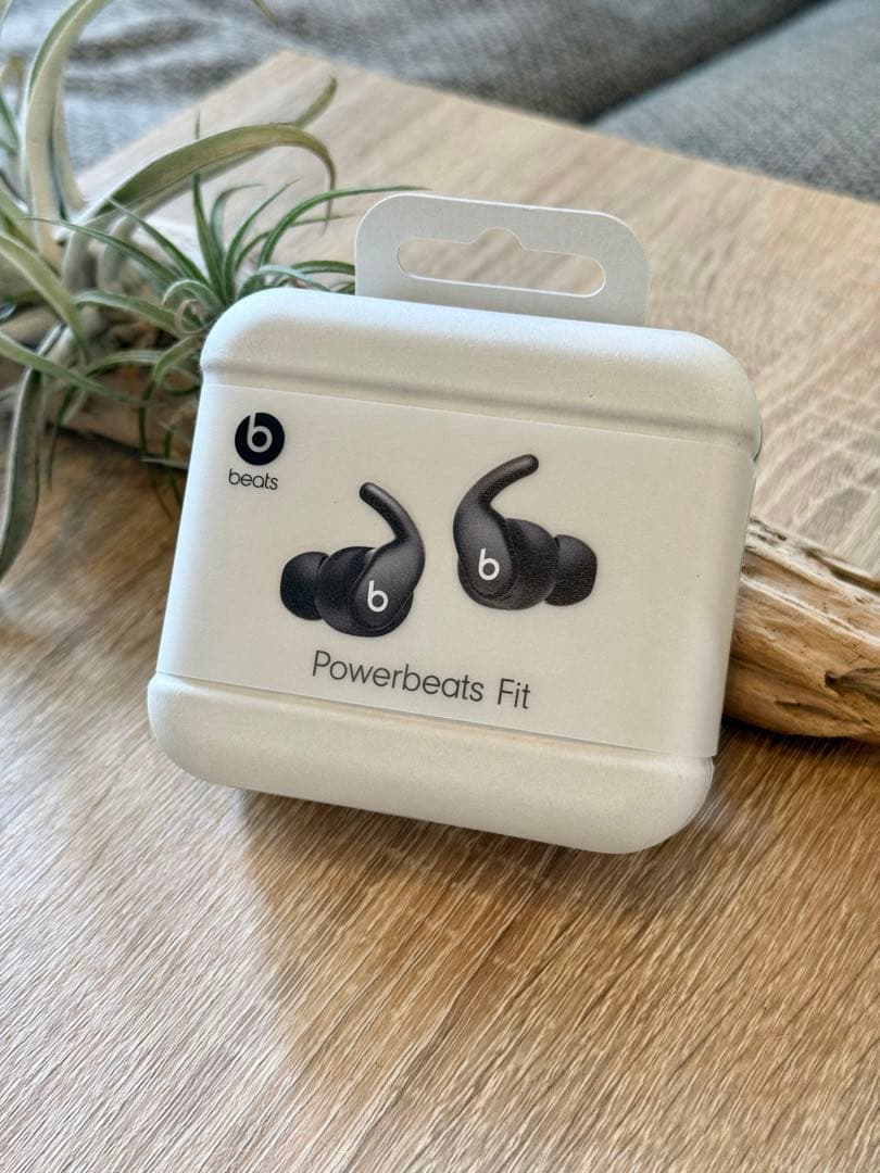 新品未使用 最新 Powerbeats Fit 2パワービーツフィット ブラック