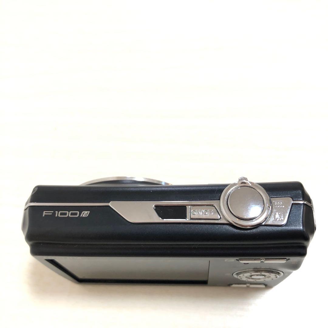 富士フイルム　FUJIFILM FinePix F100fd