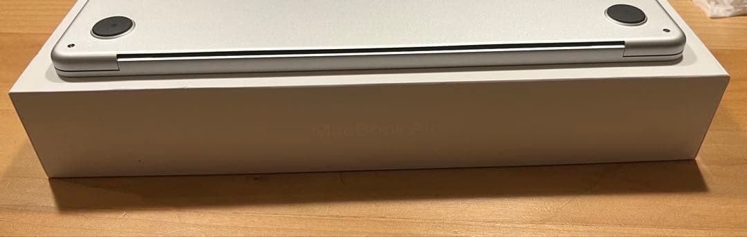 MacBook Air 13インチ M2 2022年16GB 512GBシルバー