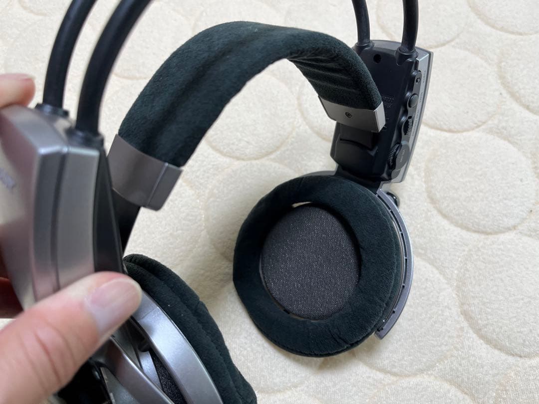 【値下げ中】SONY MDR-DS8000 デジタルサラウンドヘッドホンシステム