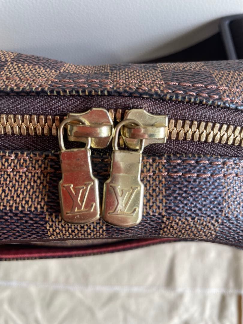 LOUIS VUITTON ダミエショルダーバッグ