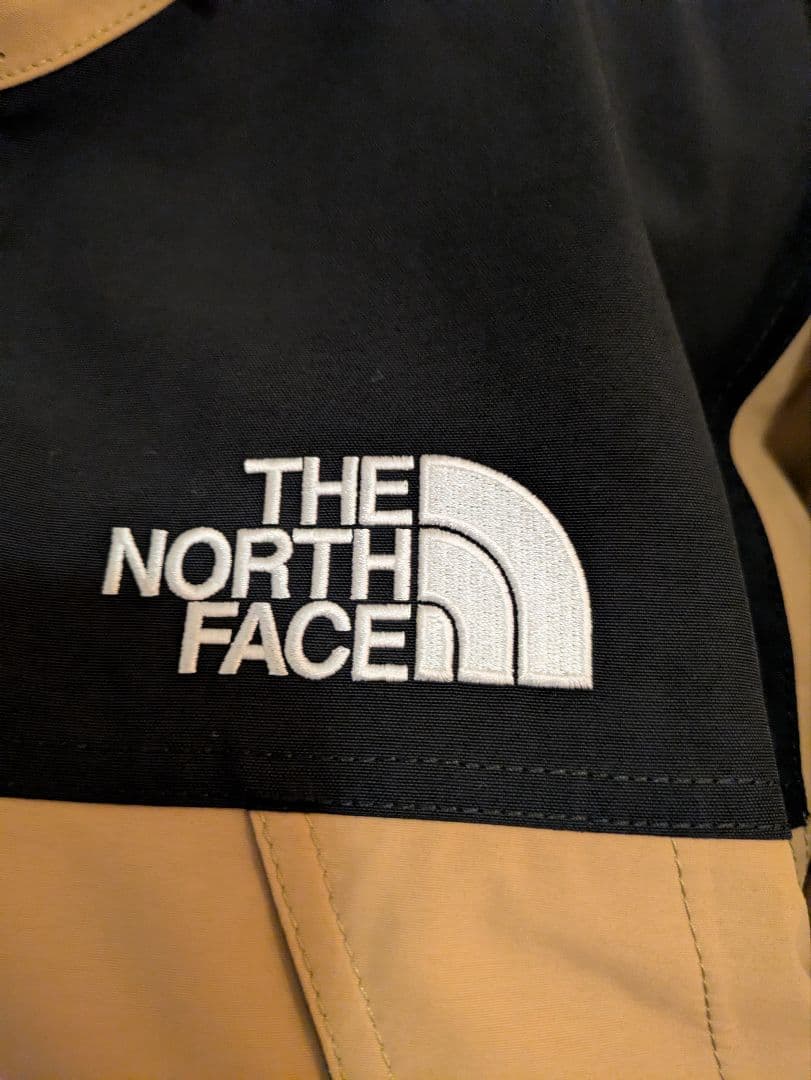 THE NORTH FACE ダウンジャケット ベージュ/ブラック　即決可能