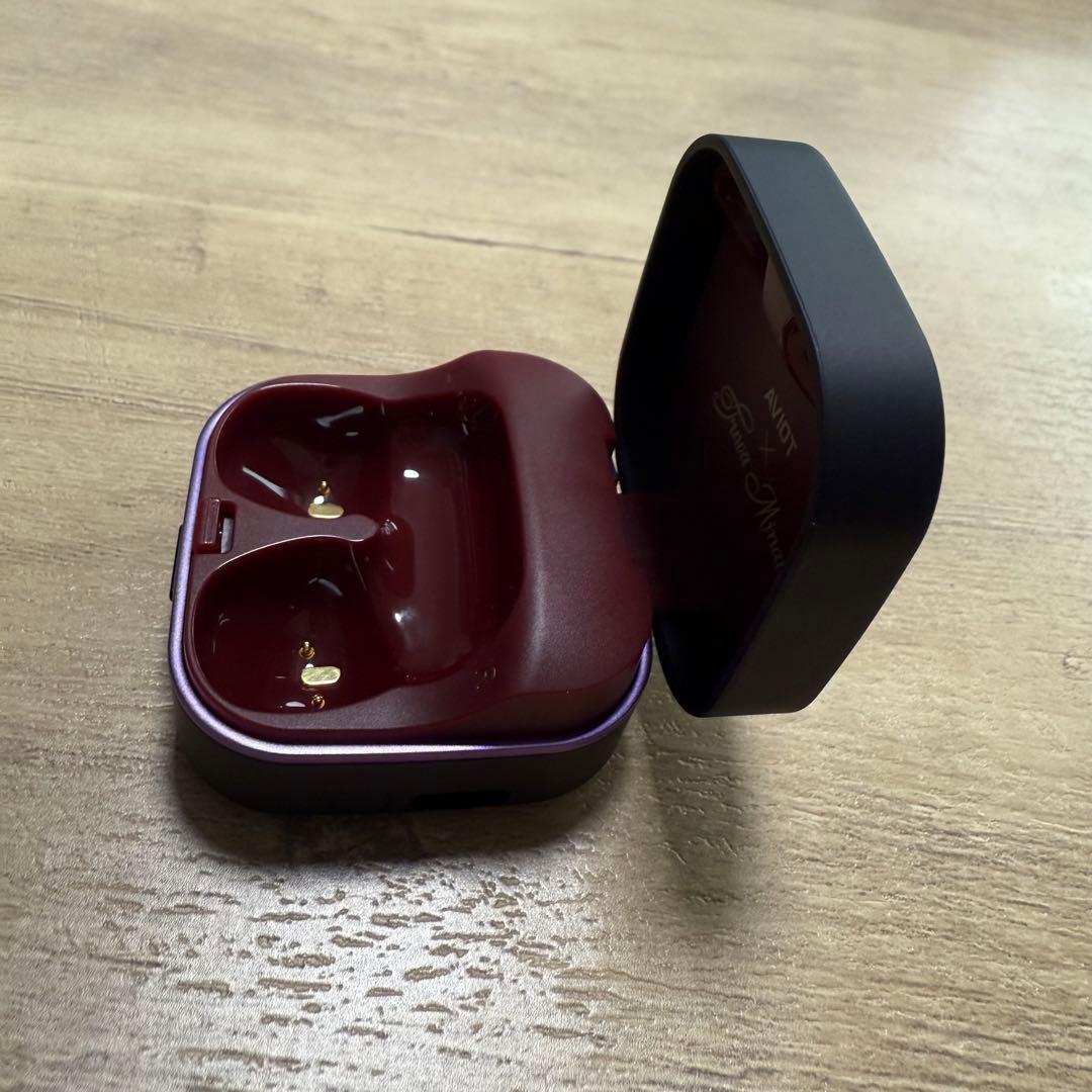 不破湊　イヤホン　AVIOT