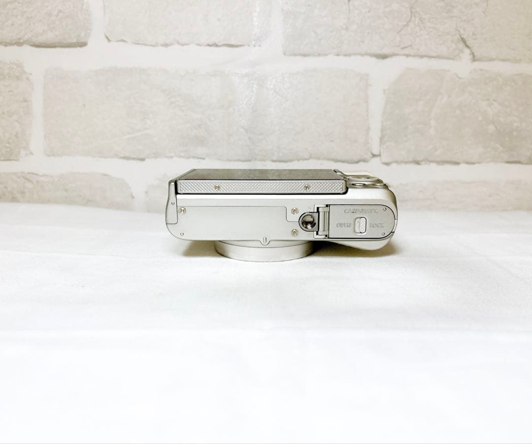 Canon SX730 HS シルバー 本体 USBケーブル付き