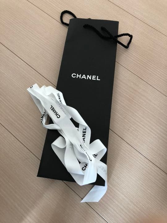 CHANEL箱入りperrierjouet