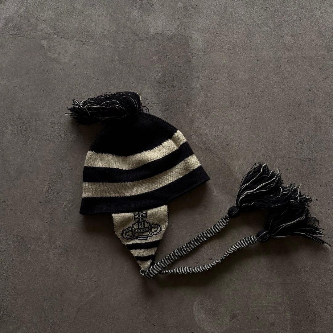 Vivienne Westwood 耳当て付きニット帽　黒×白