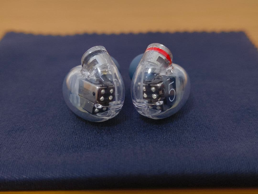 イヤホン SHURE AONIC 5 ( CLEAR ) / SE53BACL+UNI-A