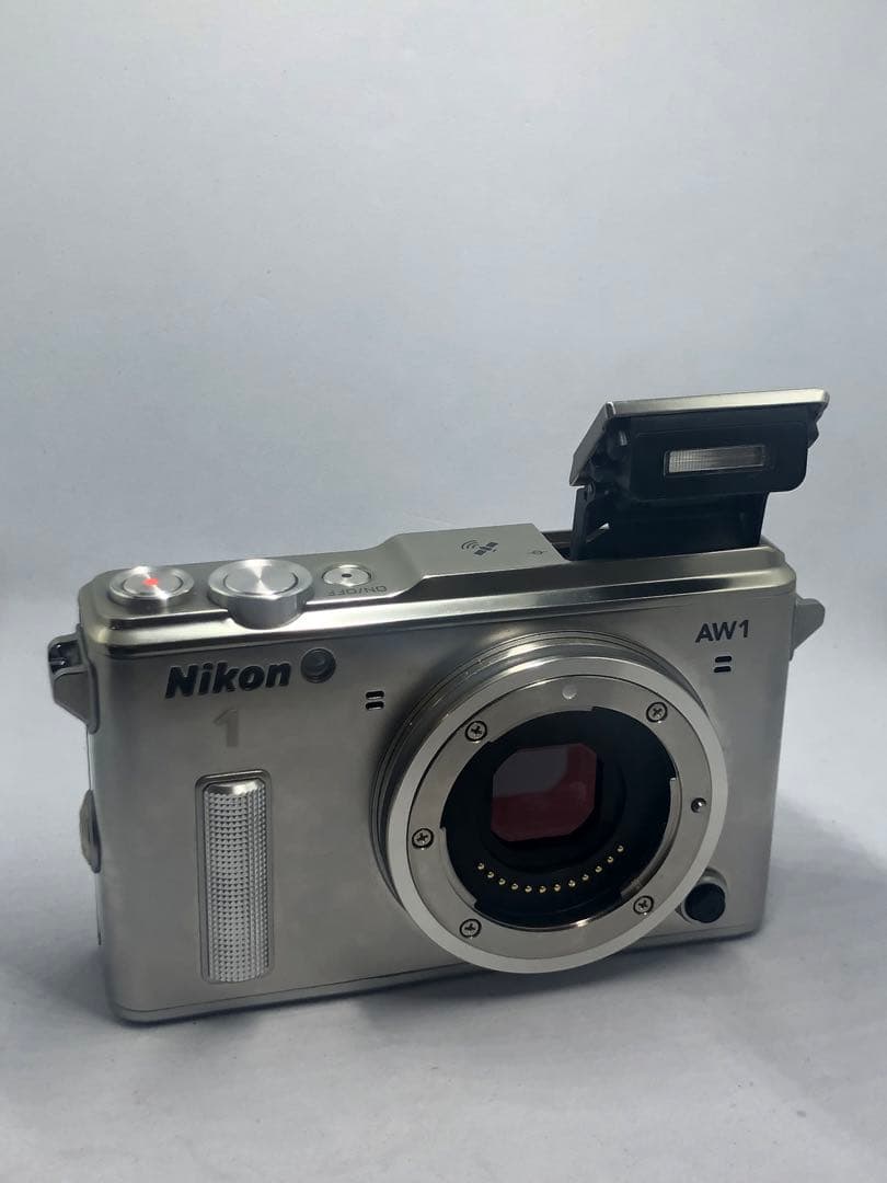 確認済みNikon AW1 シルバー コンパクトデジタルカメラ