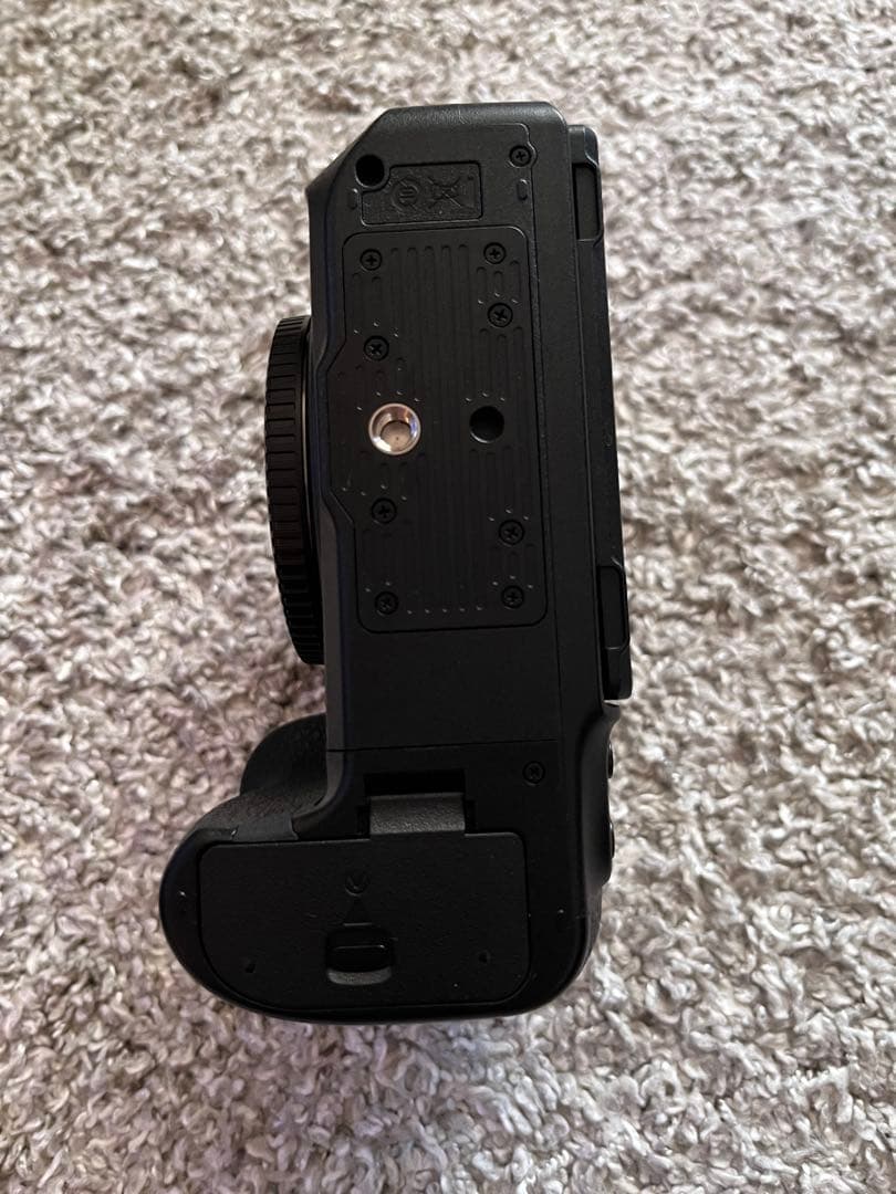 【おまけ有】　NIKON Z8フルサイズミラーレスカメラ