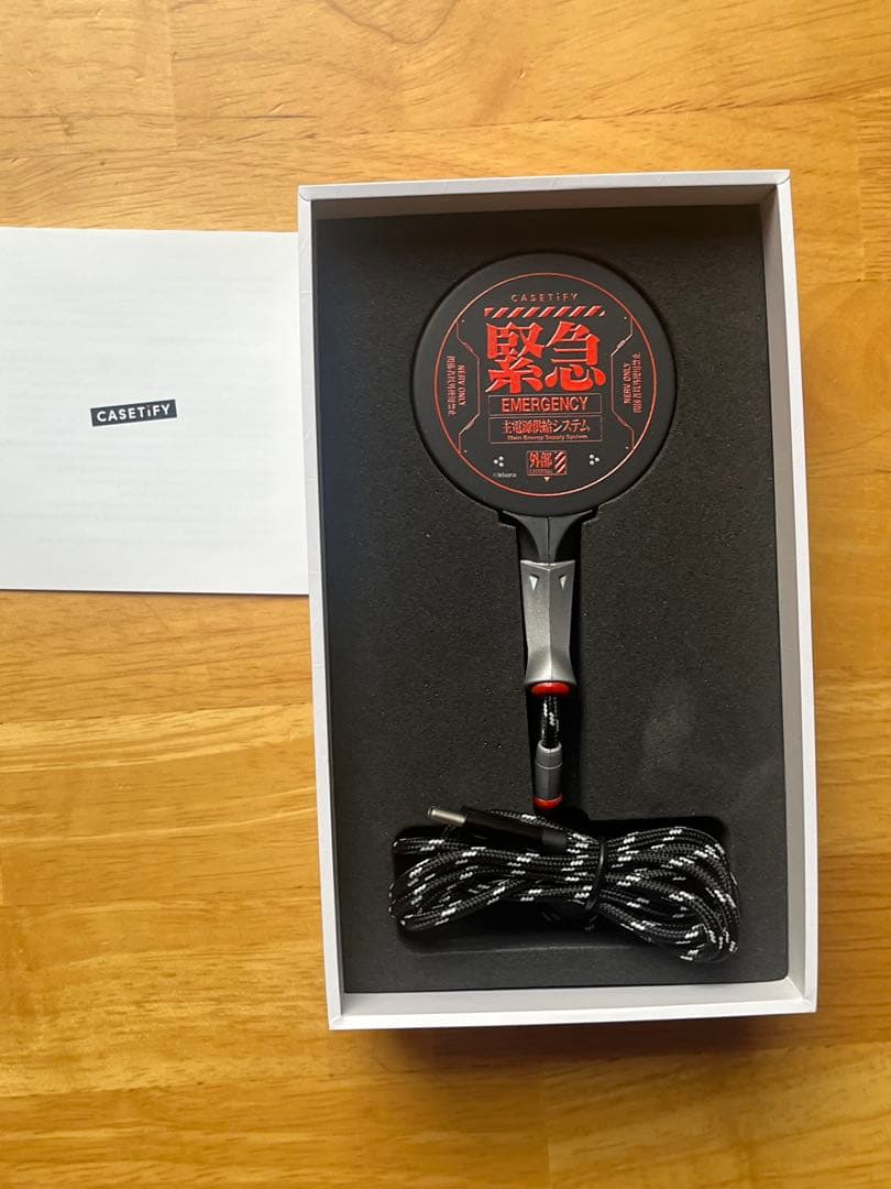 CASETiFY エヴァ アンビリカルケーブル マグネット式ワイヤレス充電器