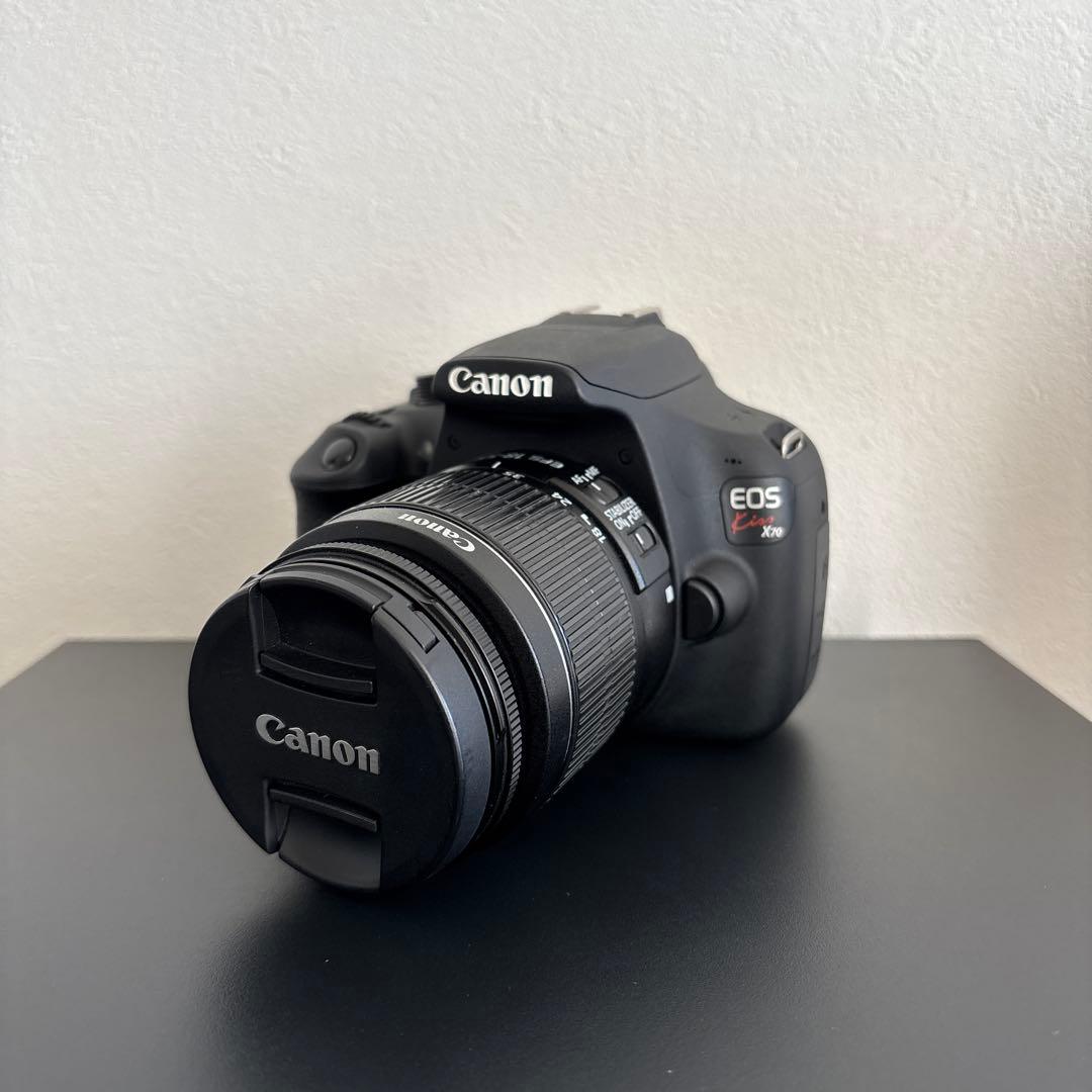 Canon EOS Kiss X70 デジタル一眼レフカメラ