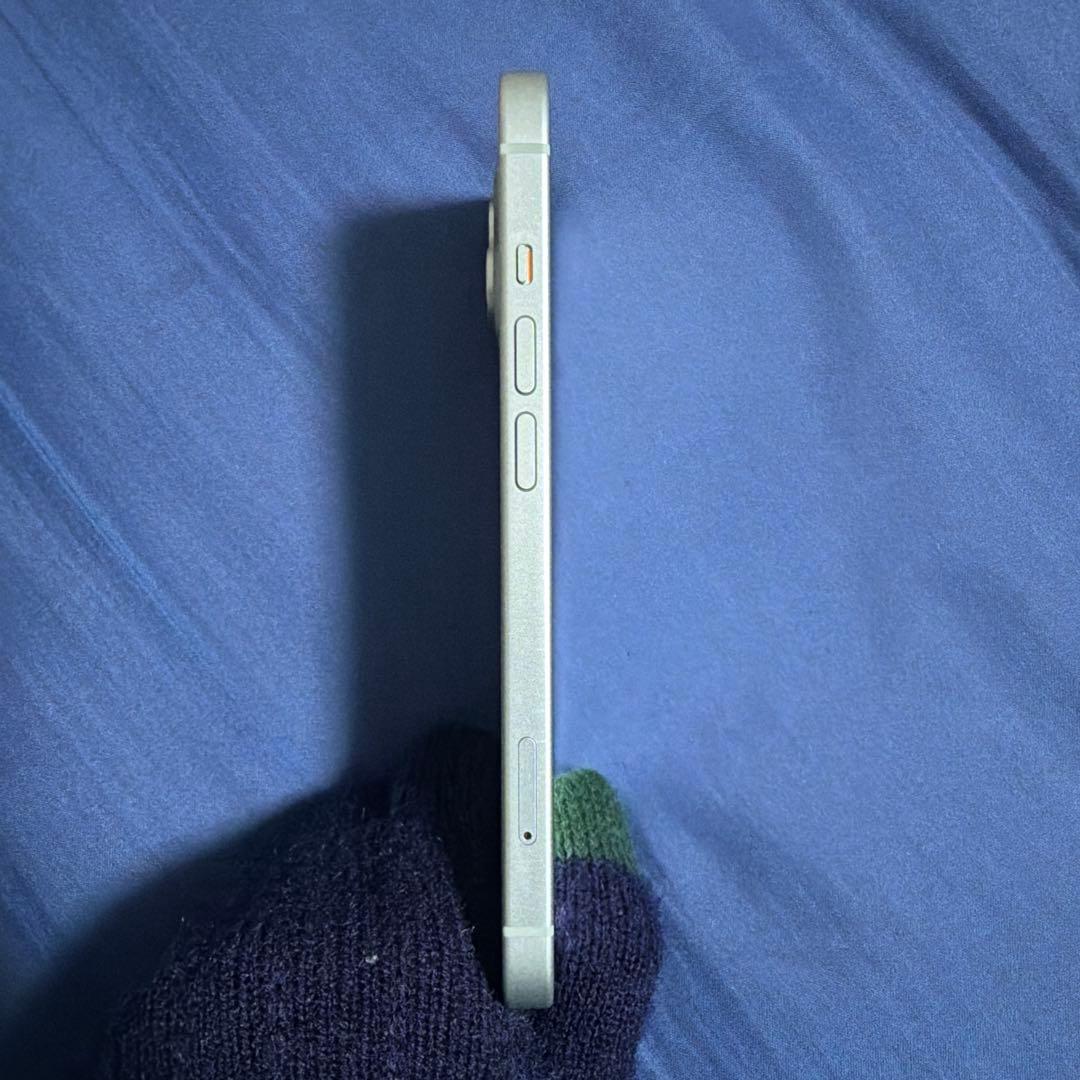 iPhone 15 グリーン 128GB