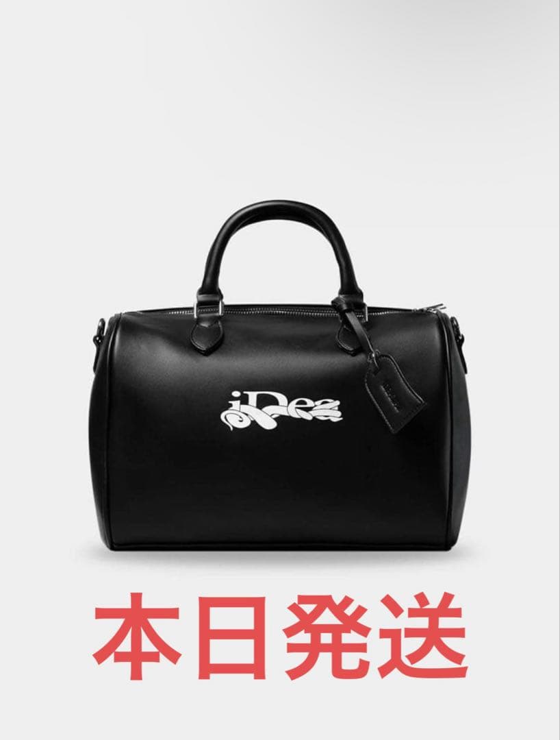 iDeaswamボストンバッグ黒 noremidケンタウロス着用