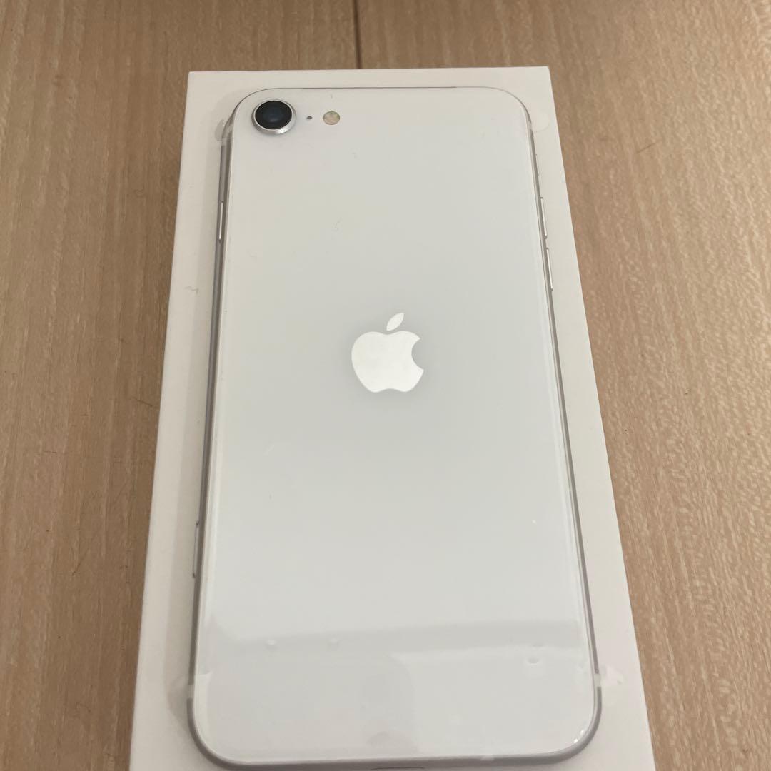 iPhoneSE第二世代 64GB