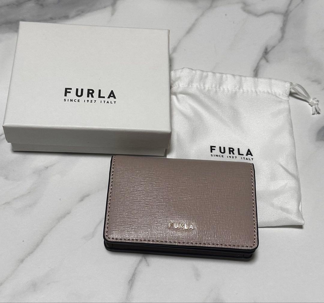 FURLA ベージュ レザー 名刺入れ