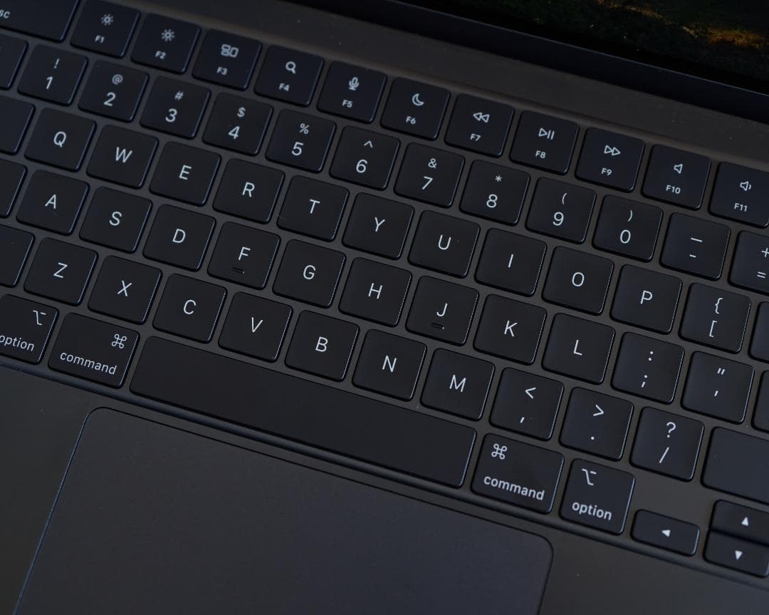 Macbook air M2 ミッドナイト 8GB 256GB US配列