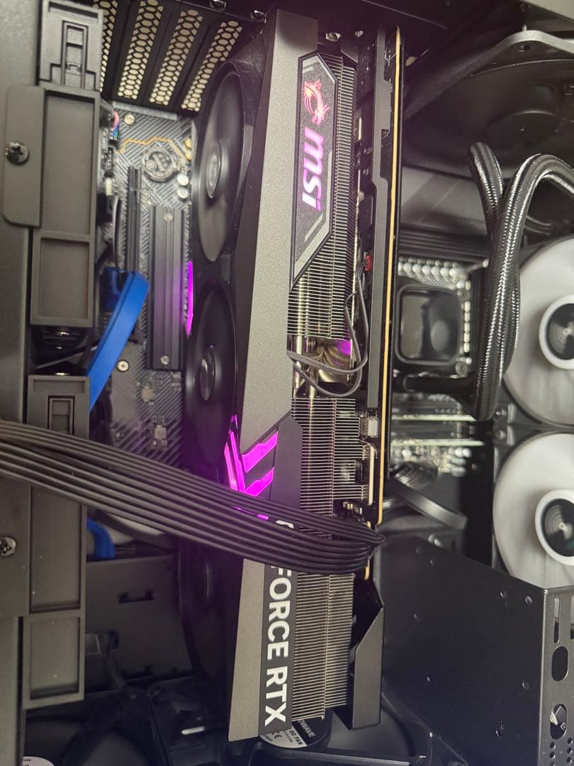動作不良　起動可能　MSI RTX 4090 GAMING X TRIO