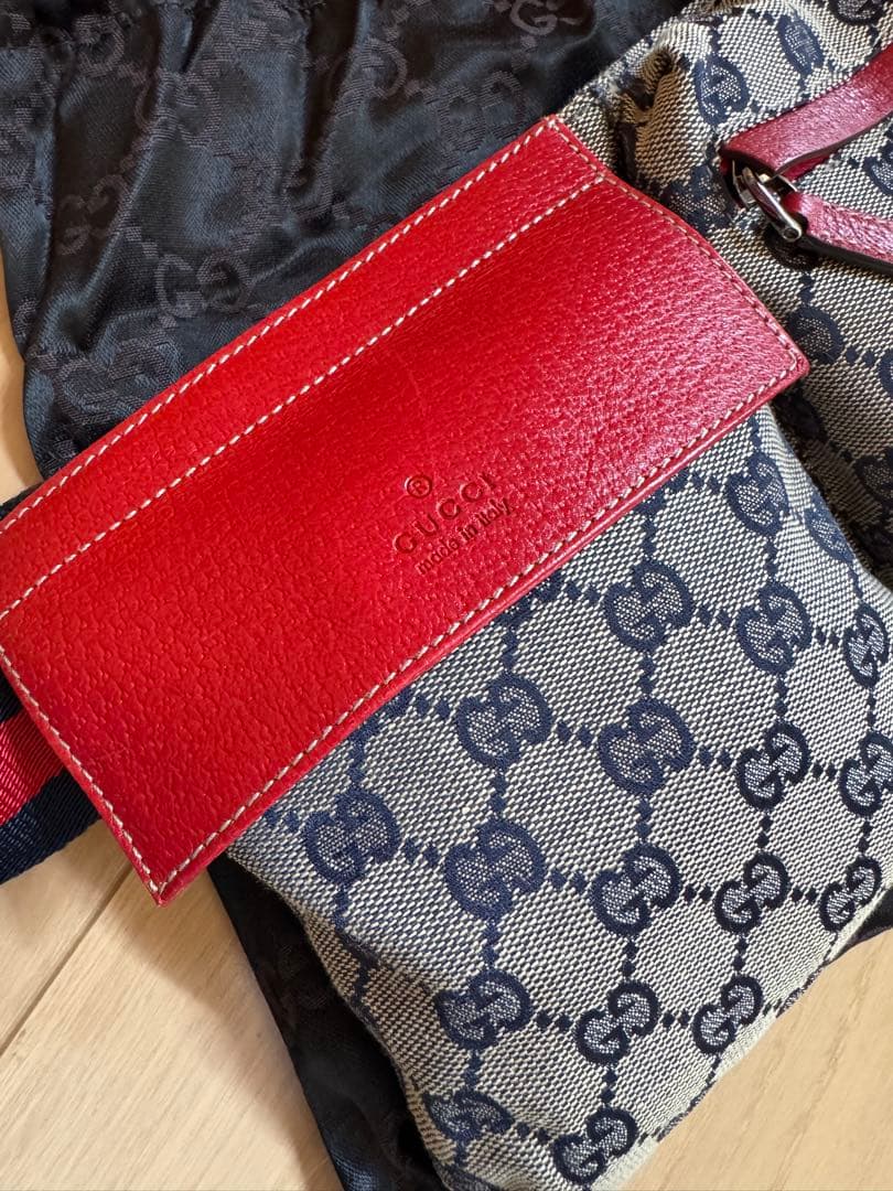 Gucci（グッチ）GGキャンバス × レザー ダブルポケット ベルトバッグ