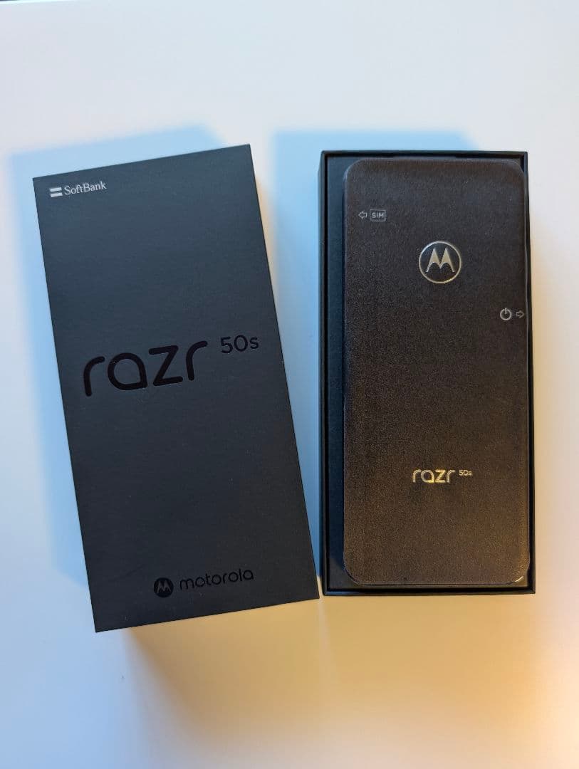 新品未使用 motorola razr 50s