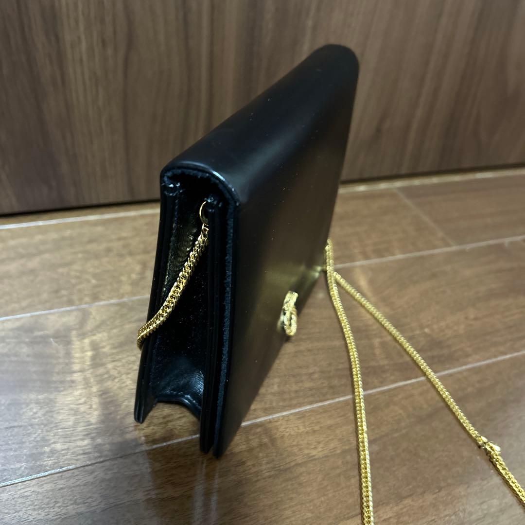 LAUNER LONDON 黒レザーチェーンバッグ