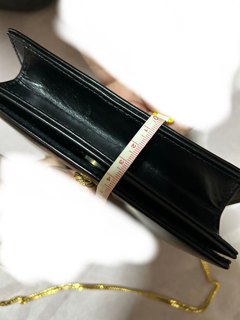 LAUNER LONDON 黒レザーチェーンバッグ