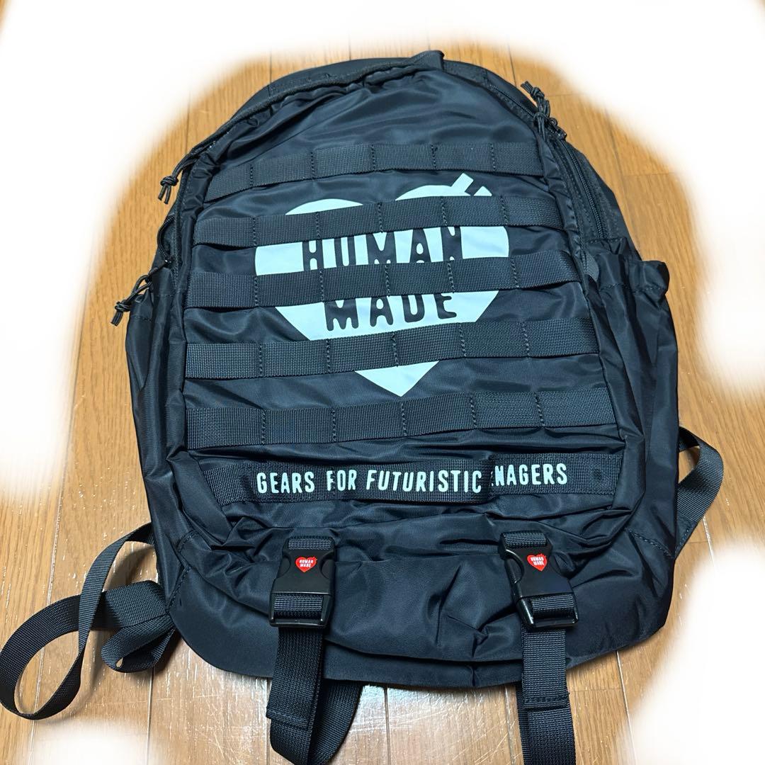 HUMAN MADE ブラック バックパック カラビナ付き