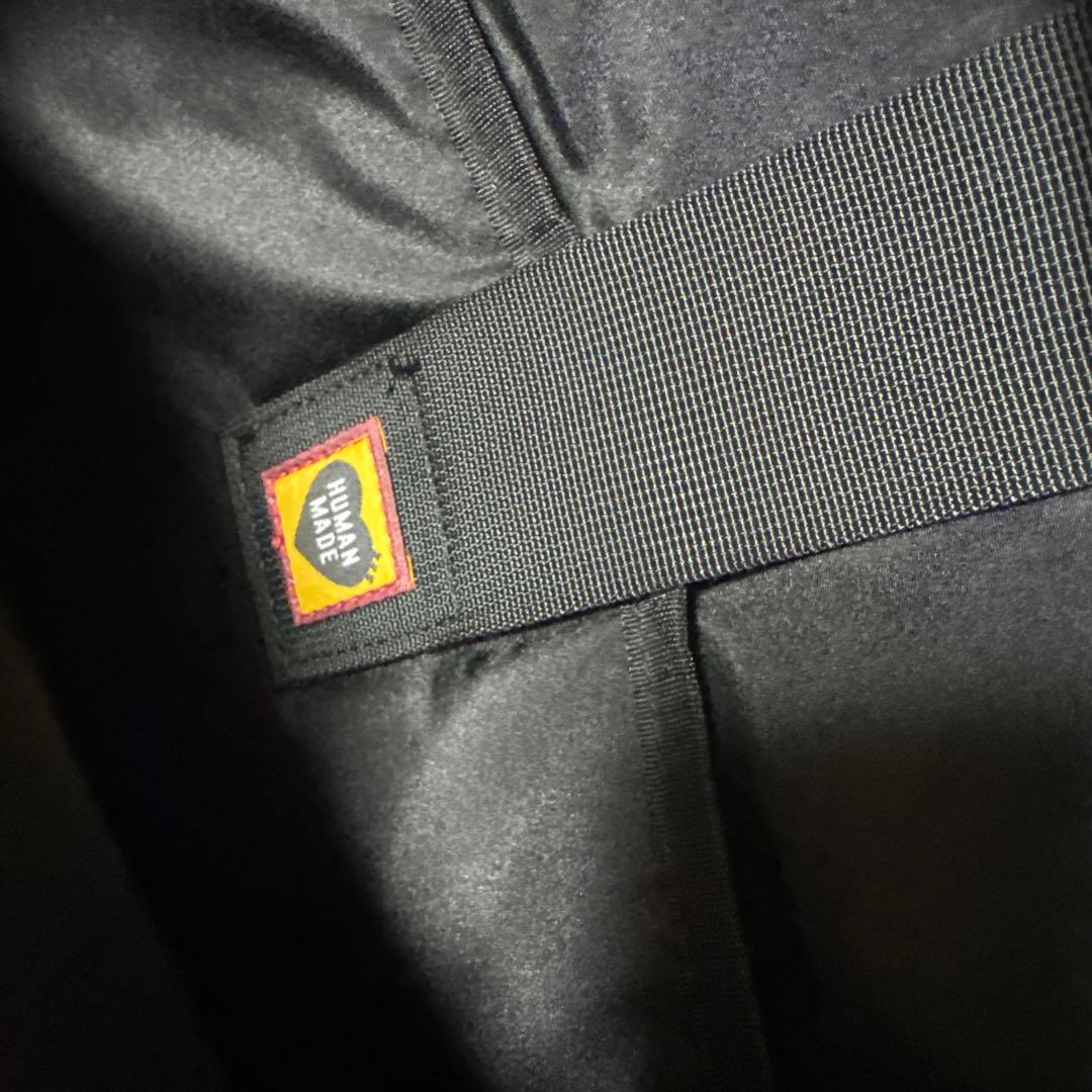 HUMAN MADE ブラック バックパック カラビナ付き