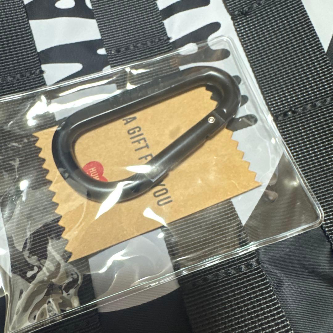 HUMAN MADE ブラック バックパック カラビナ付き