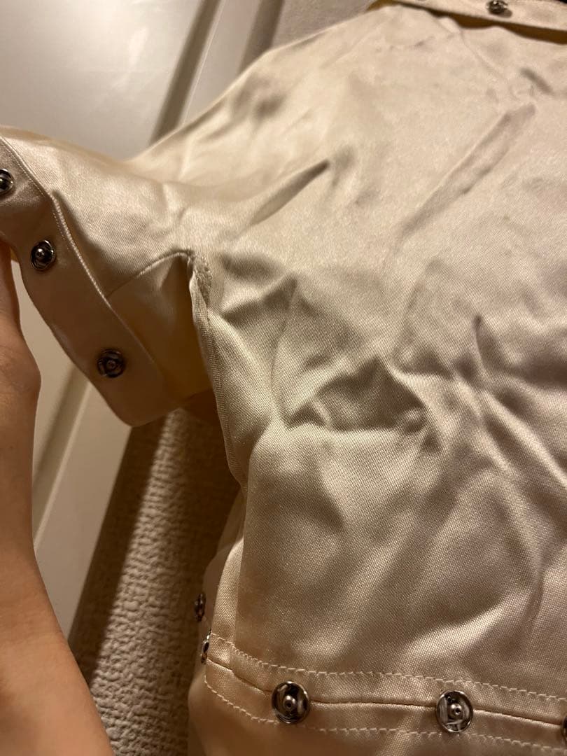 CHANEL アイボリー 半袖トップス ビーズ装飾　スナップ　サテン　40