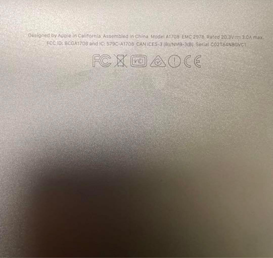 Apple MacBook pro 256GB 13インチ