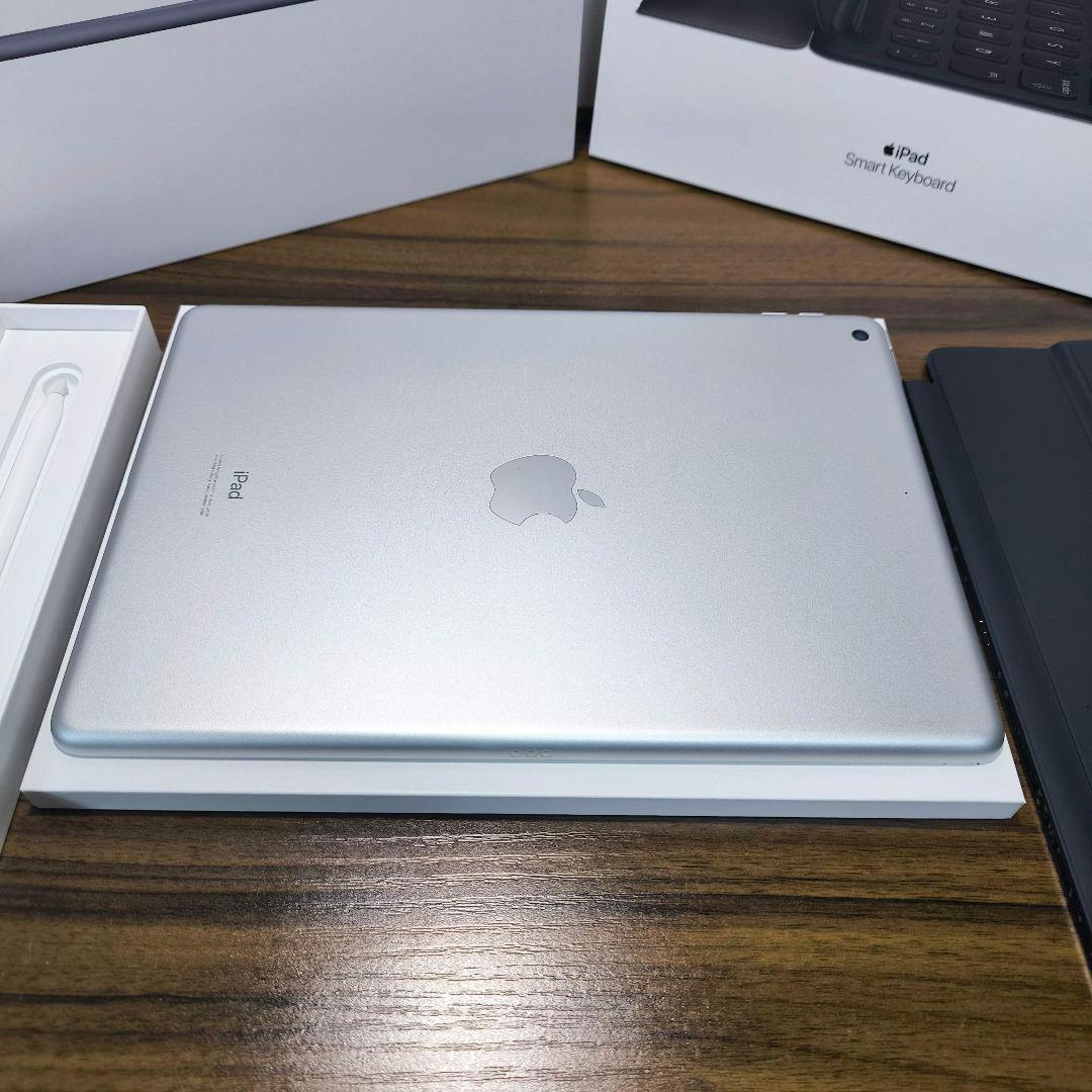 iPad 第8世代 128GB、 Smart Keyboard、 Pencil