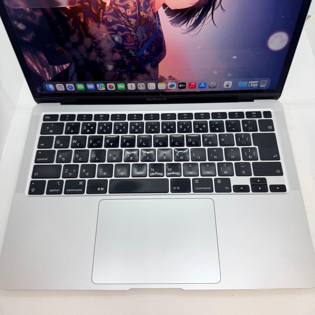 MacBook本体 MacBook Air M1 (A2337)16GB / 256GB