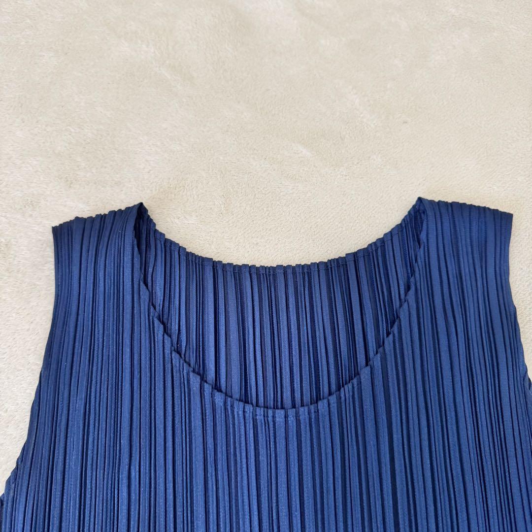 美品✨PLEATS PLEASE プリーツ　ネイビー　ノースリーブ　サイズ3