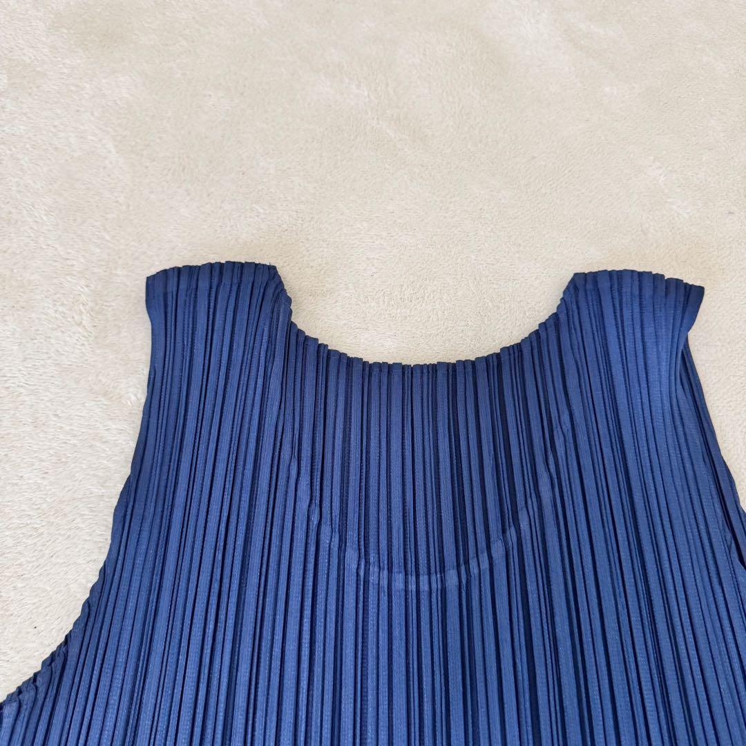 美品✨PLEATS PLEASE プリーツ　ネイビー　ノースリーブ　サイズ3