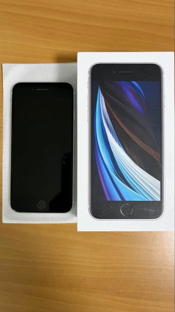 バッテリー最大容量100%！iPhoneSE2 64GB ホワイト