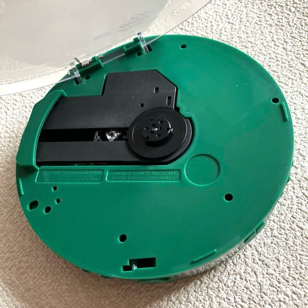 Mrs. GREEN APPLE MGA ポータブルCDプレーヤー