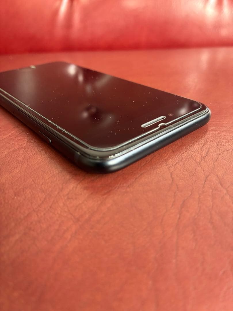 Apple iPhoneSE 3 128G 本体