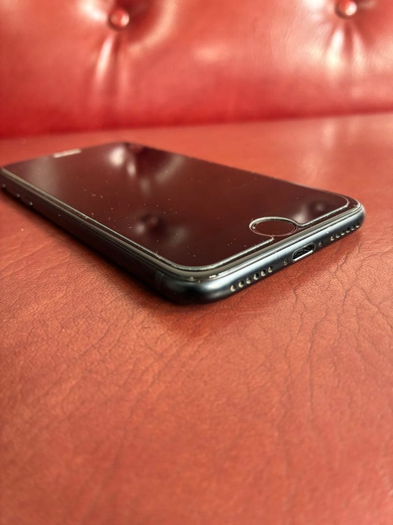 Apple iPhoneSE 3 128G 本体