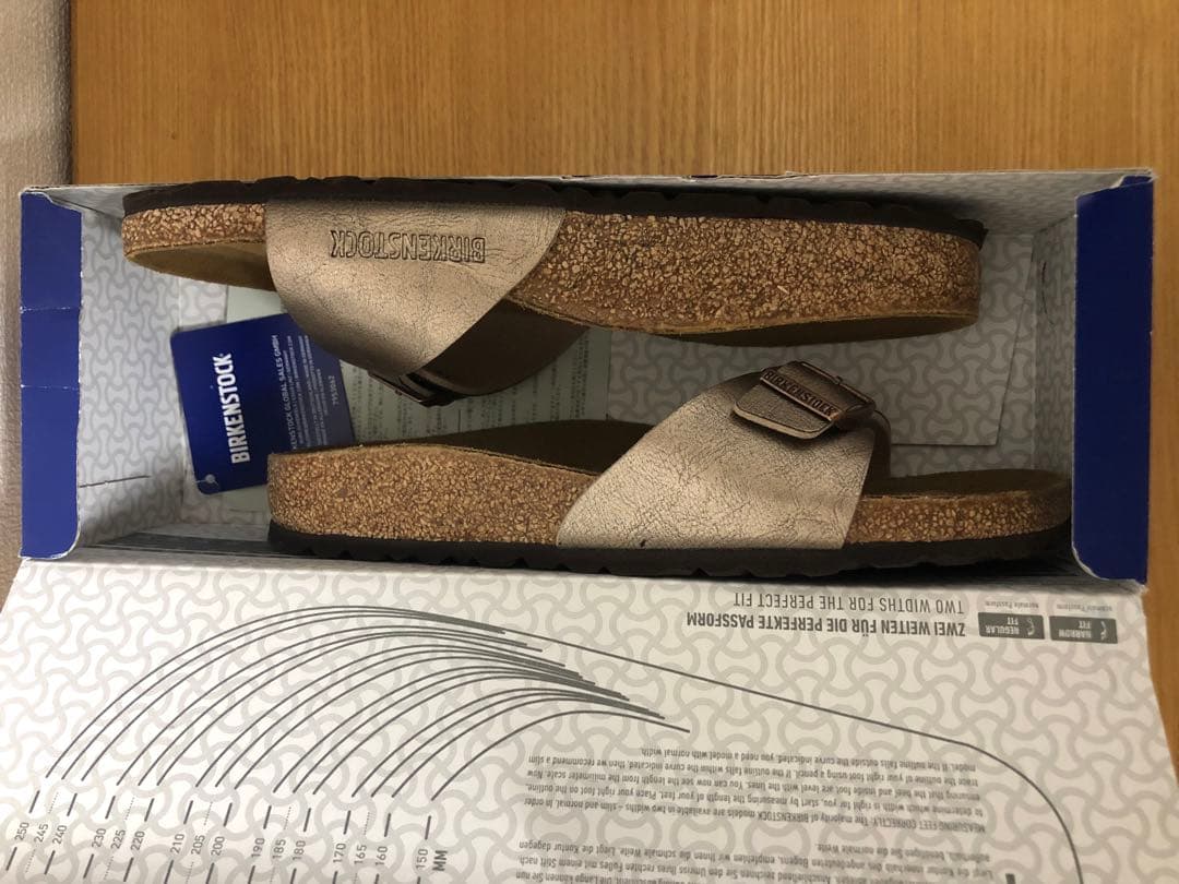BIRKENSTOCK マドリッド ゴールド 37サイズ　ナロー幅