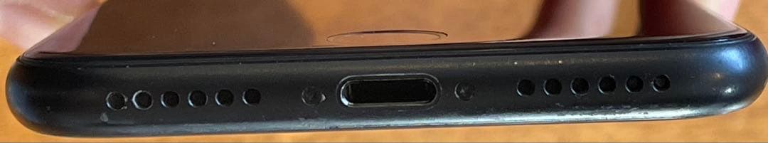 Apple iPhone SE２128GB ブラック