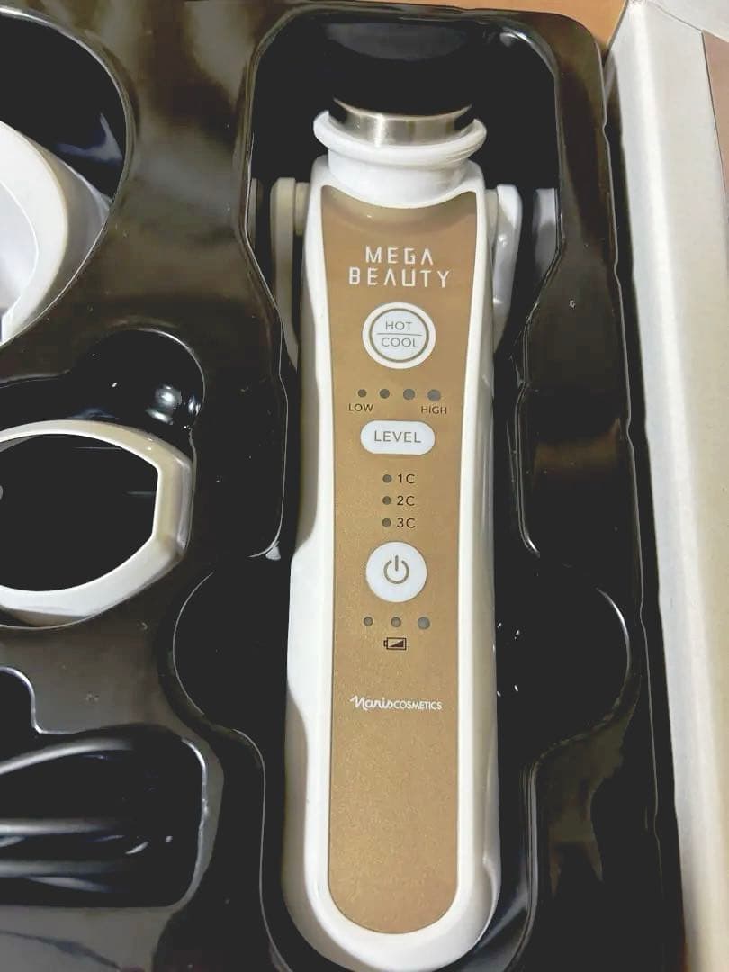 メガビューティー　美顔器　エステ　フェイスケア