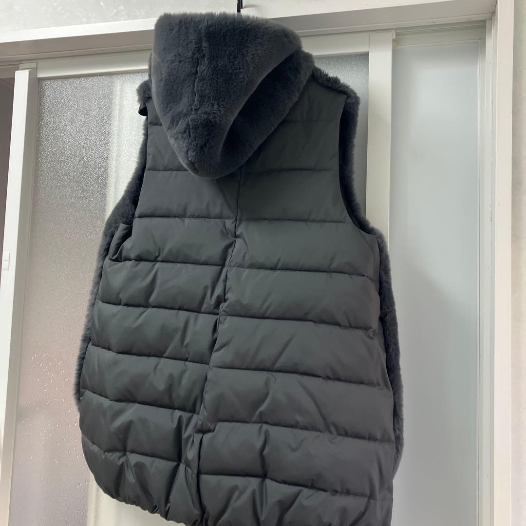 タイムセール‼️未使用‼️Agaグレー ファーベスト　ドゥミルサンクベスト