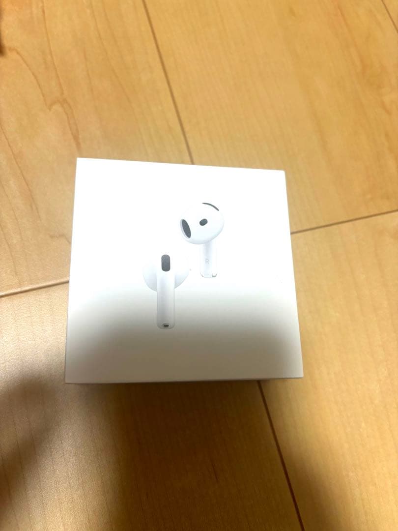 新品未開封 Apple AirPods 4 アクティブノイズキャンセリング搭載